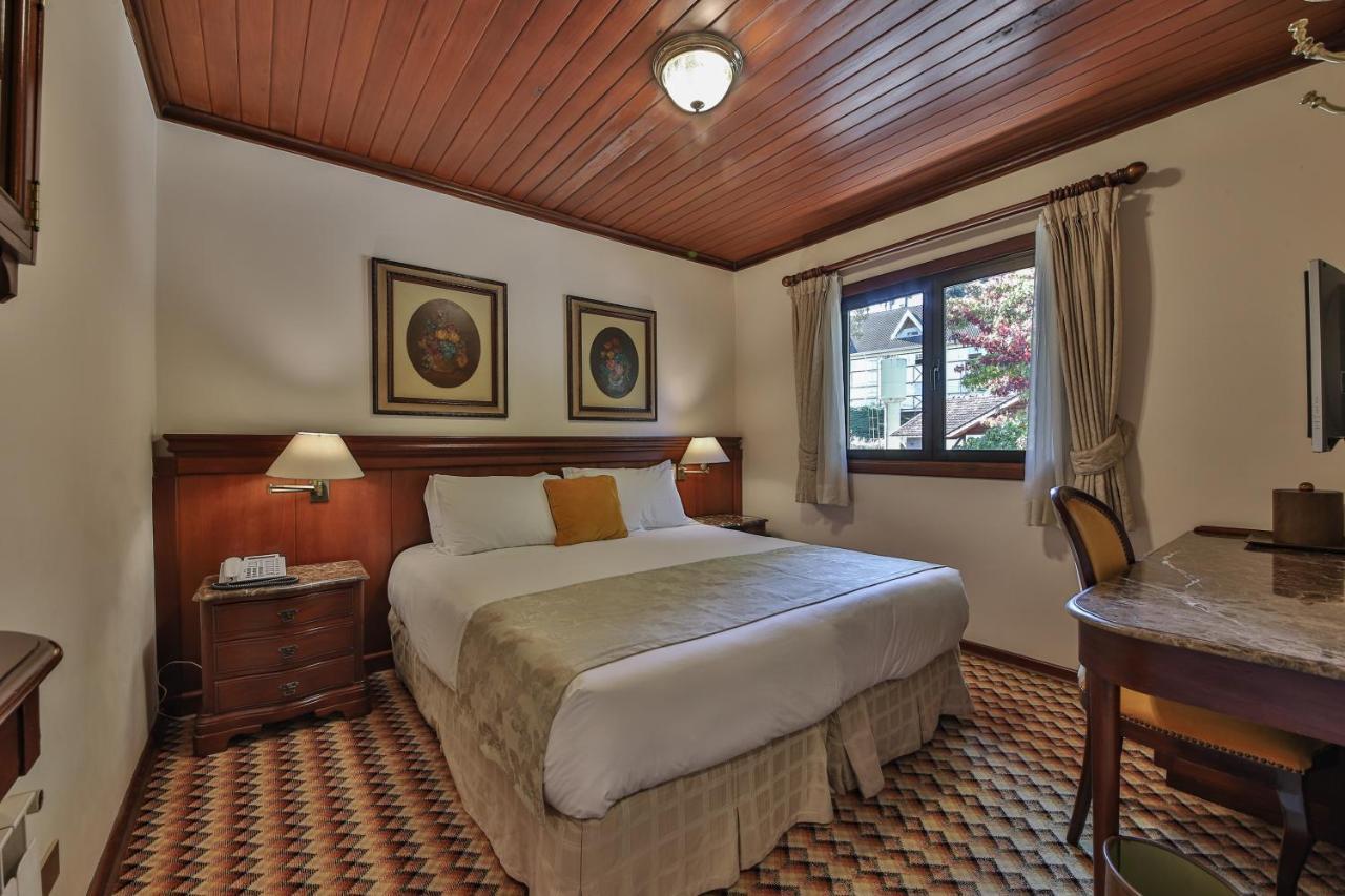 Le Suisse Elegance Hotel กังโปสดูจอร์เดา ภายนอก รูปภาพ